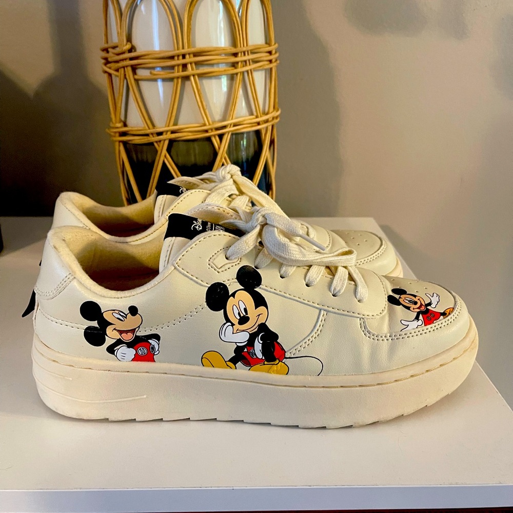 Zara Sneakers